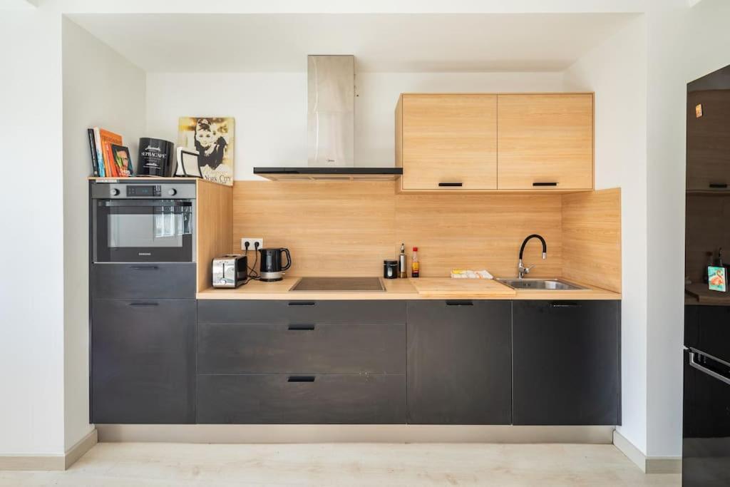 Iria Gardens Apartment ปาดรอน ภายนอก รูปภาพ